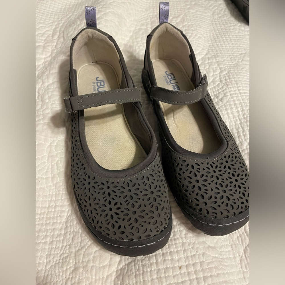 Jbu Womens shoes Size 8